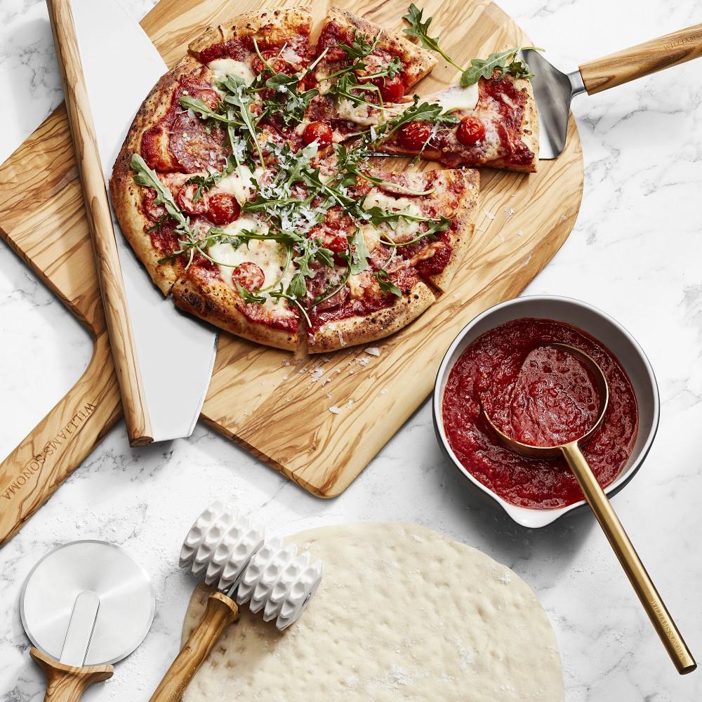 Williams Sonoma Olivewood Pizza Chopper | Williams Sonoma AU